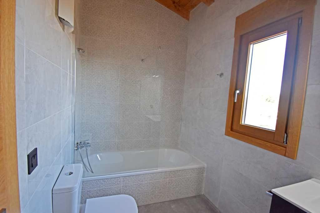 Casa Rural La Cueva Del Agua Fuentetoba Ngoại thất bức ảnh